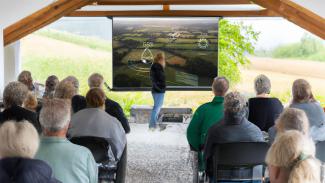 Објавување на повик во најава